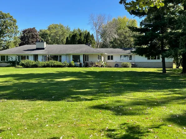 604 Oakland Pl NE, Austin, MN 55912