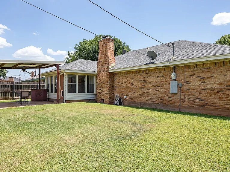 4808 Mount Everest Dr — Photo 40