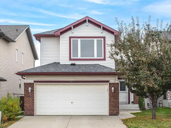 112 NW Everridge Dr SW, Calgary, AB T2Y 4R4