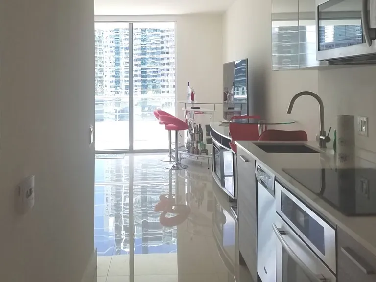 1300 Brickell Bay Dr #1600 — Photo 3