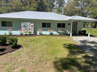 840 E 1st St, Midway, GA 31320