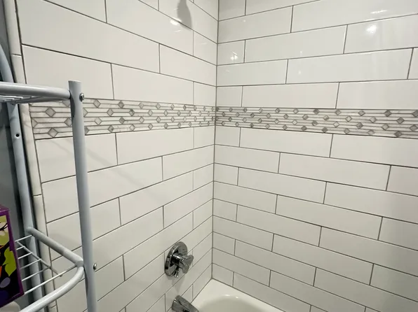 1564 Commonwealth Ave APT 6, Brighton, MA 02135