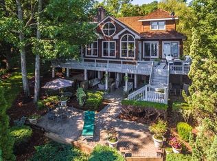 292 Lynch Point Rd, Macon, NC 27551