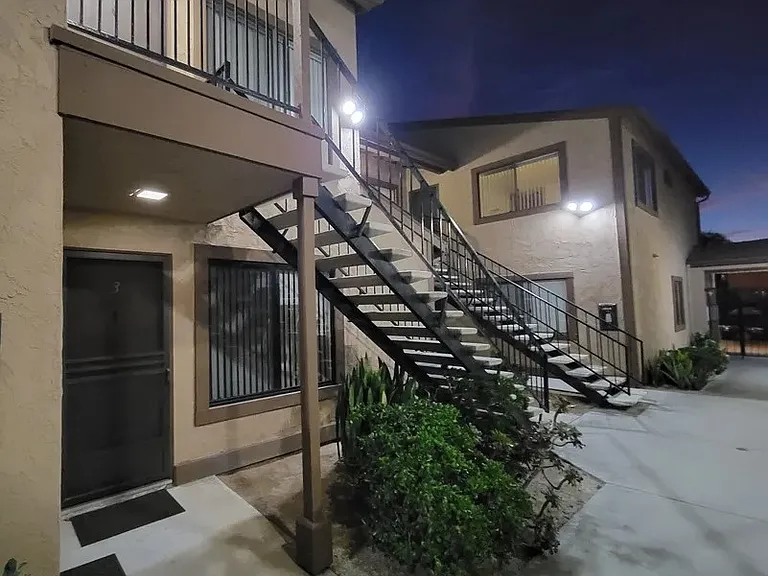 4455 Cherokee Ave #7 — Photo 15