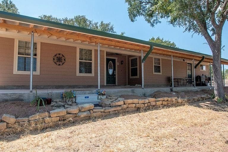1st image of 15525 Ranch Road 2241