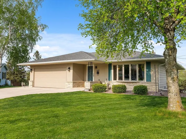 506 Meadow LANE, Sheboygan Falls, WI 53085