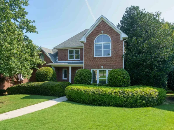 705 Meadow Ridge Ct, Birmingham, AL 35242