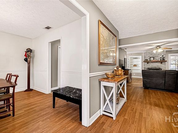 5th image of 1121 Madrid Avenue