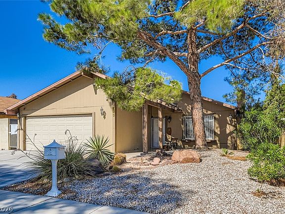 3rd image of 4723 Desert Vista Rd