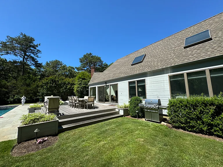 59 S Breeze Dr — Photo 14