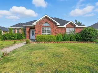 2711 Primrose Ln, Rowlett, TX 75089