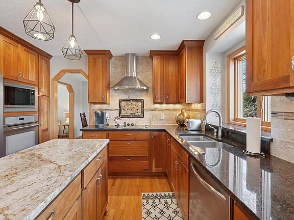 5th image of 13267 Danner Path