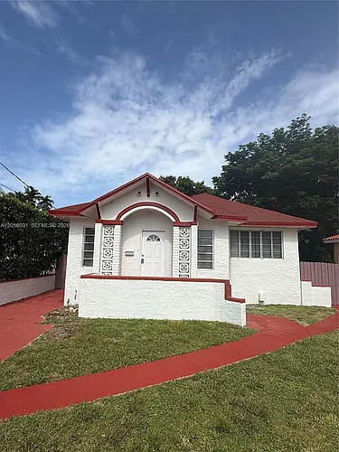 3747 Sheridan Ave Photo 1