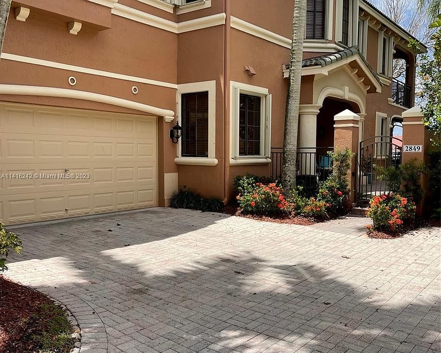 1st image of 2849 Kinsington Cir #16-2