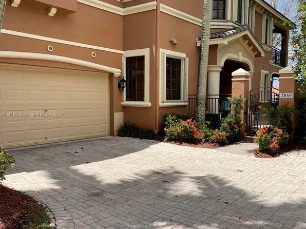 2849 Kinsington Cir #16-2, Weston, FL 33332