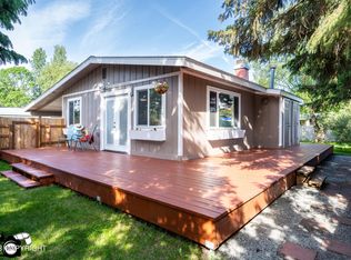 8211 Sue St, Anchorage, AK 99502