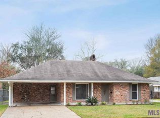 1040 Chevelle Dr, Baton Rouge, LA 70806