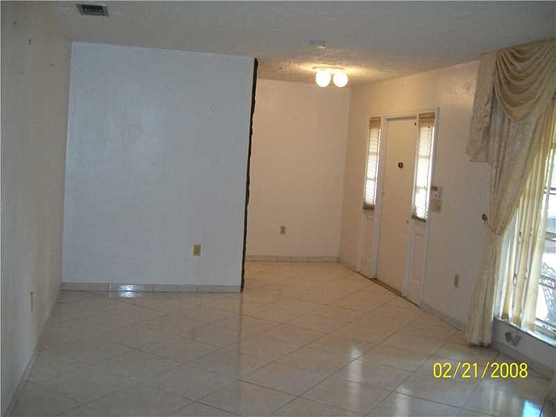 1st image of 8746 S Bermuda Dr