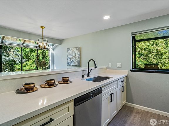 5th image of 13801 Old Redmond Rd APT D208