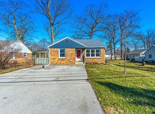 N26W27398 Prospect Ave, Pewaukee, WI 53072