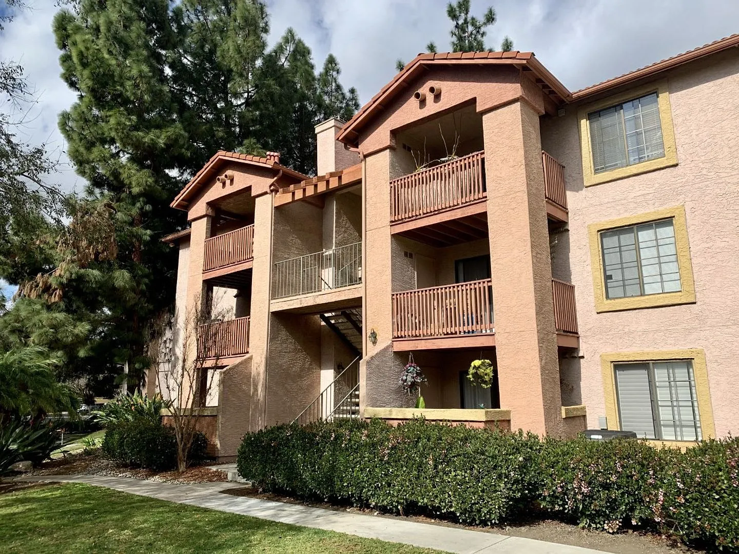 Rancho Bernardo 1 Bedroom Condo — Photo 2