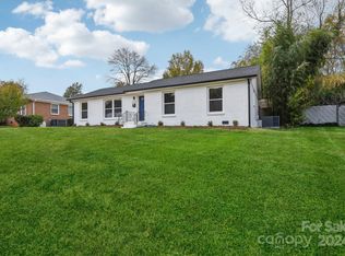 3738 Havenwood Rd, Charlotte, NC 28205