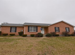 3752 Hill St, Vine Grove, KY 40175