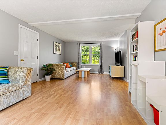 2nd image of 30 Hartwell Brook Drive