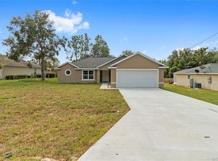 586 W Hummingbird Dr, Citrus Springs, FL 34434