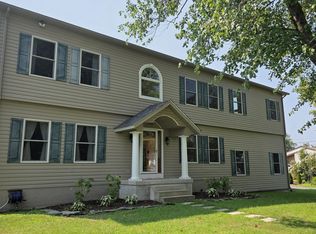 8418 Geneva Rd, Pasadena, MD 21122