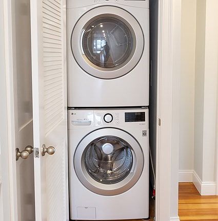 4th image of 6-8 Avon Ave #6