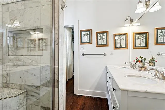 4938 Laurel St — Photo 14