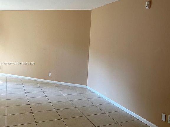 2nd image of 1850 N Congress Ave APT 209
