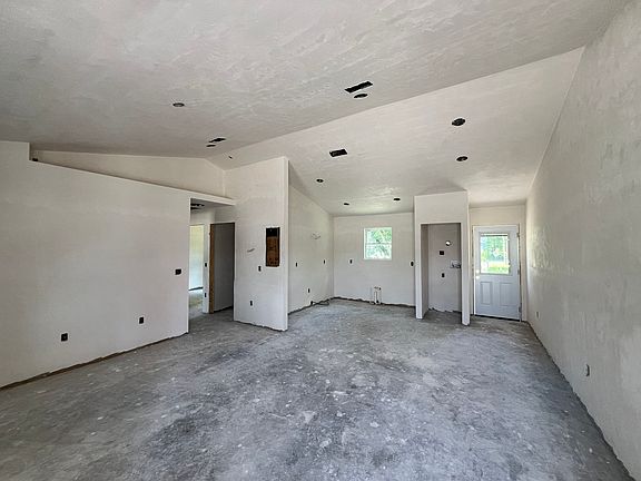 3rd image of 23004 NW 184th Rd