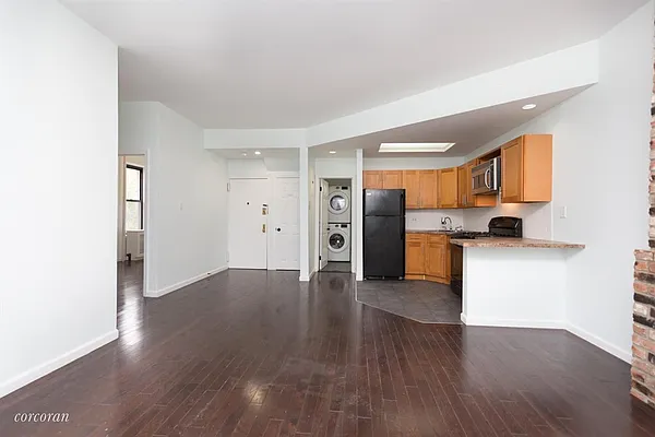 Rented by Corcoran | media 60