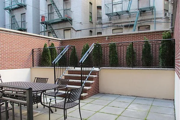 Rented by Park River | media 1