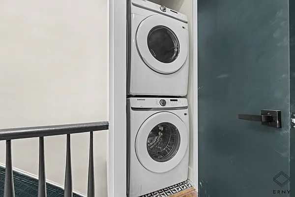 Rented by ERNY LLC | media 13