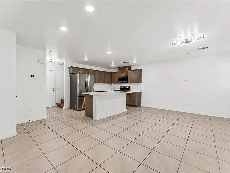 3621 Hestia Ave — Photo 4