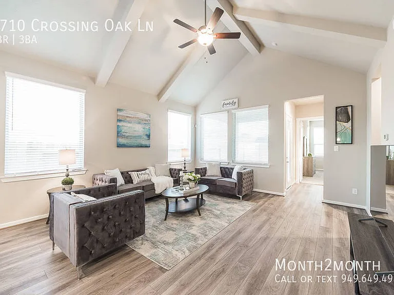 8710 Crossing Oak Ln — Photo 3