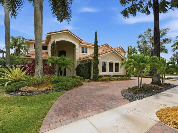 929 Gulfstream Ct, Weston, FL 33327