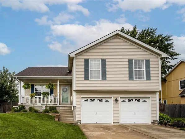 16112 Spring Valley Rd, Belton, MO 64012