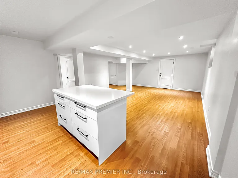 277 Springside Rd #LOWER — Photo 6
