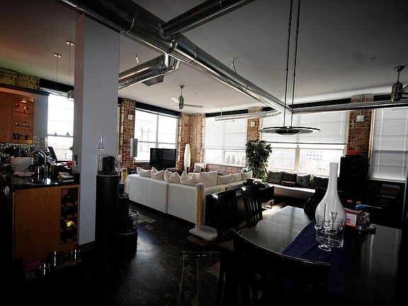 Living Room (from previous resident)