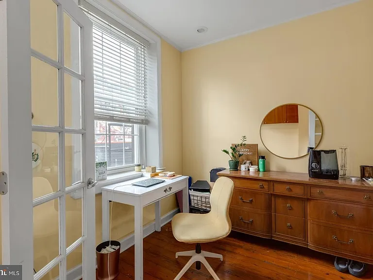 1341 Lombard St #2 — Photo 8