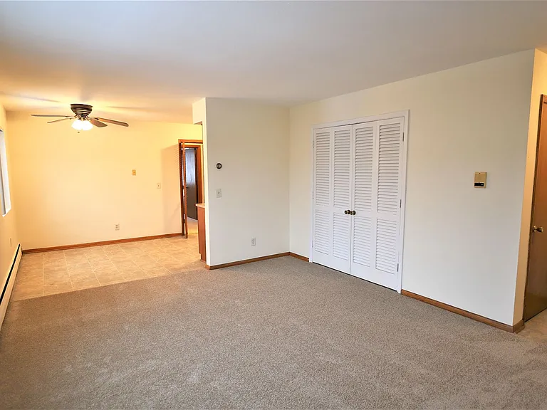 6526 Oliver Ave S — Photo 4