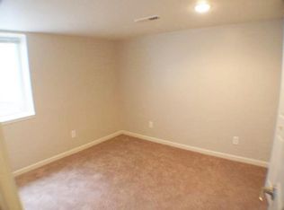 11811 Fuller Ave, Kansas City, MO 64134