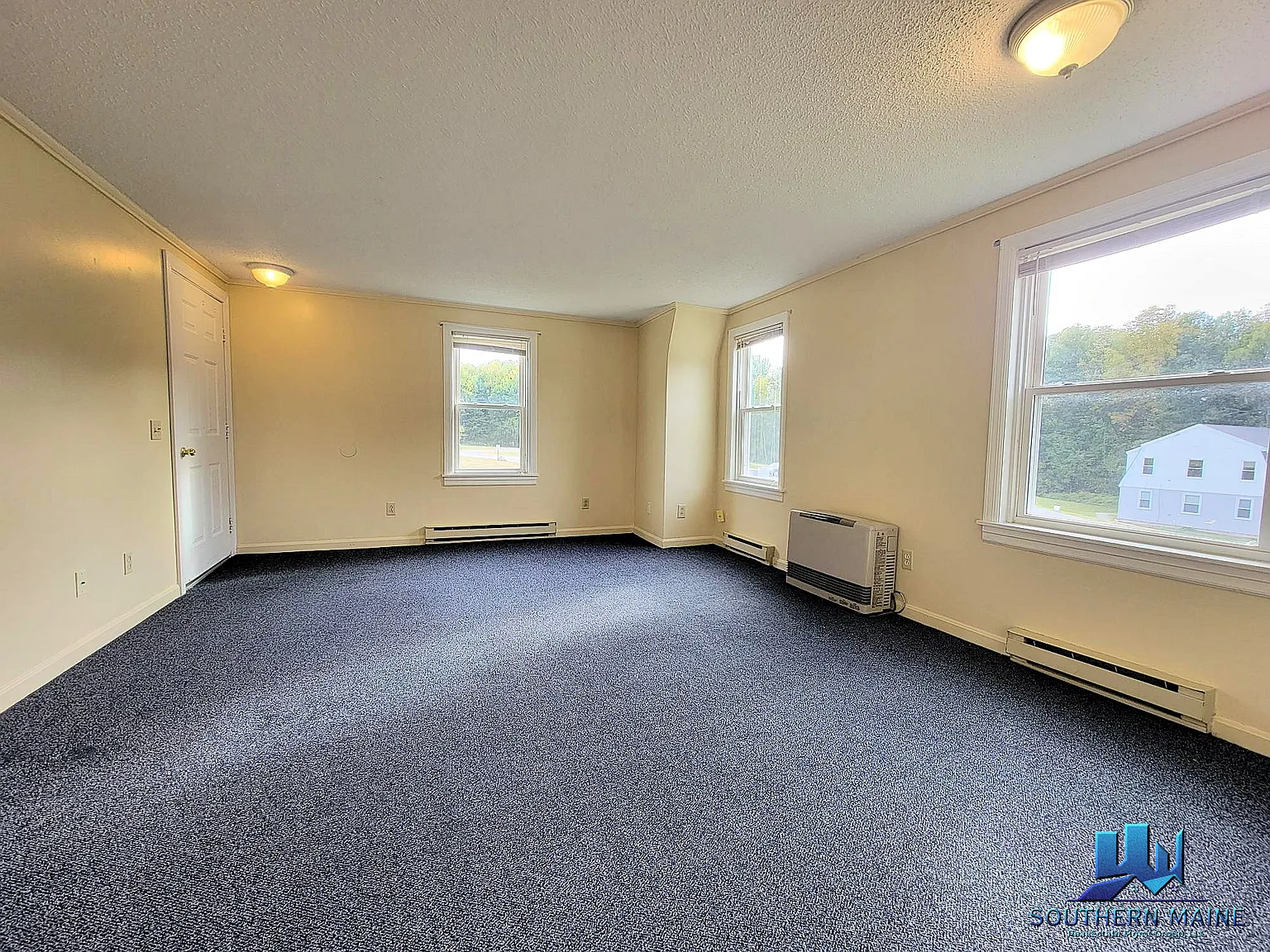 2 bed, $1,400 — Photo 2