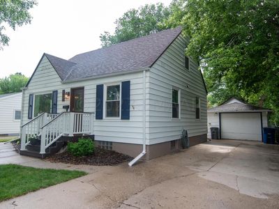 411 14th St S, Moorhead, MN, 56560