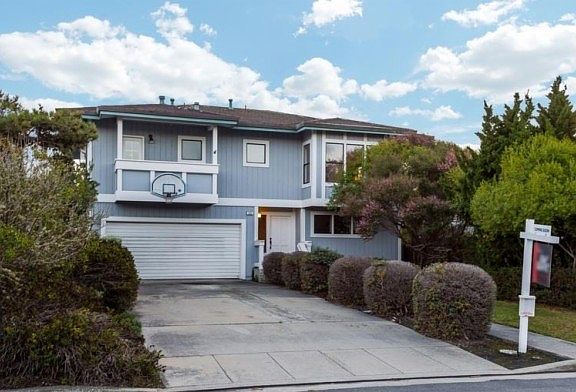 2nd image of 320 Garcia Ave