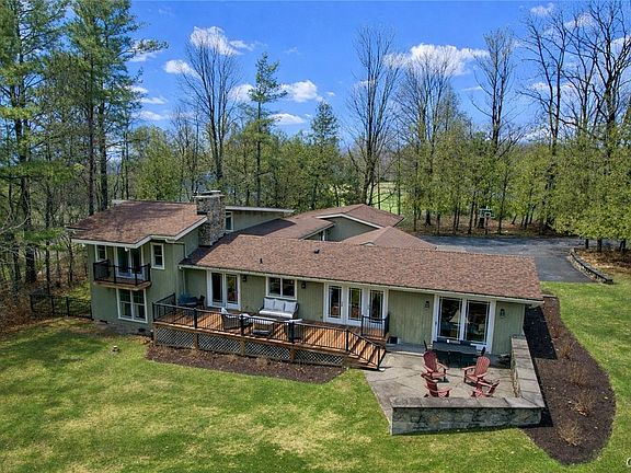 4th image of 4515 Ridge Rd